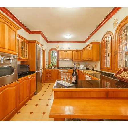 Munar I By Interhome كالا راتخاذا