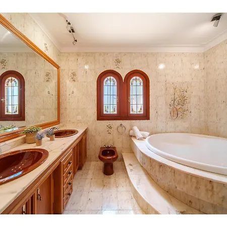 Munar I By Interhome بيت للعطل