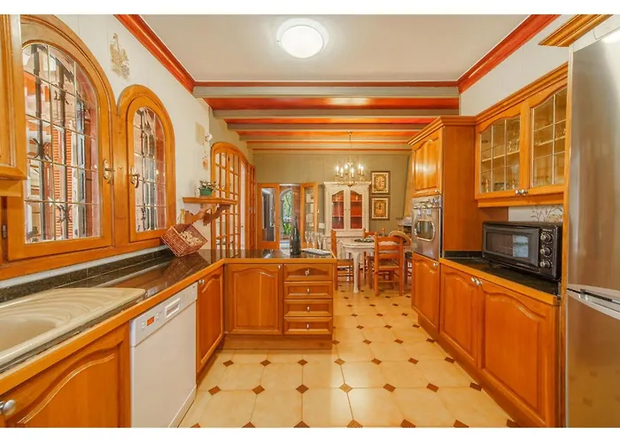 펜션 Munar I By Interhome 칼라 라트자다